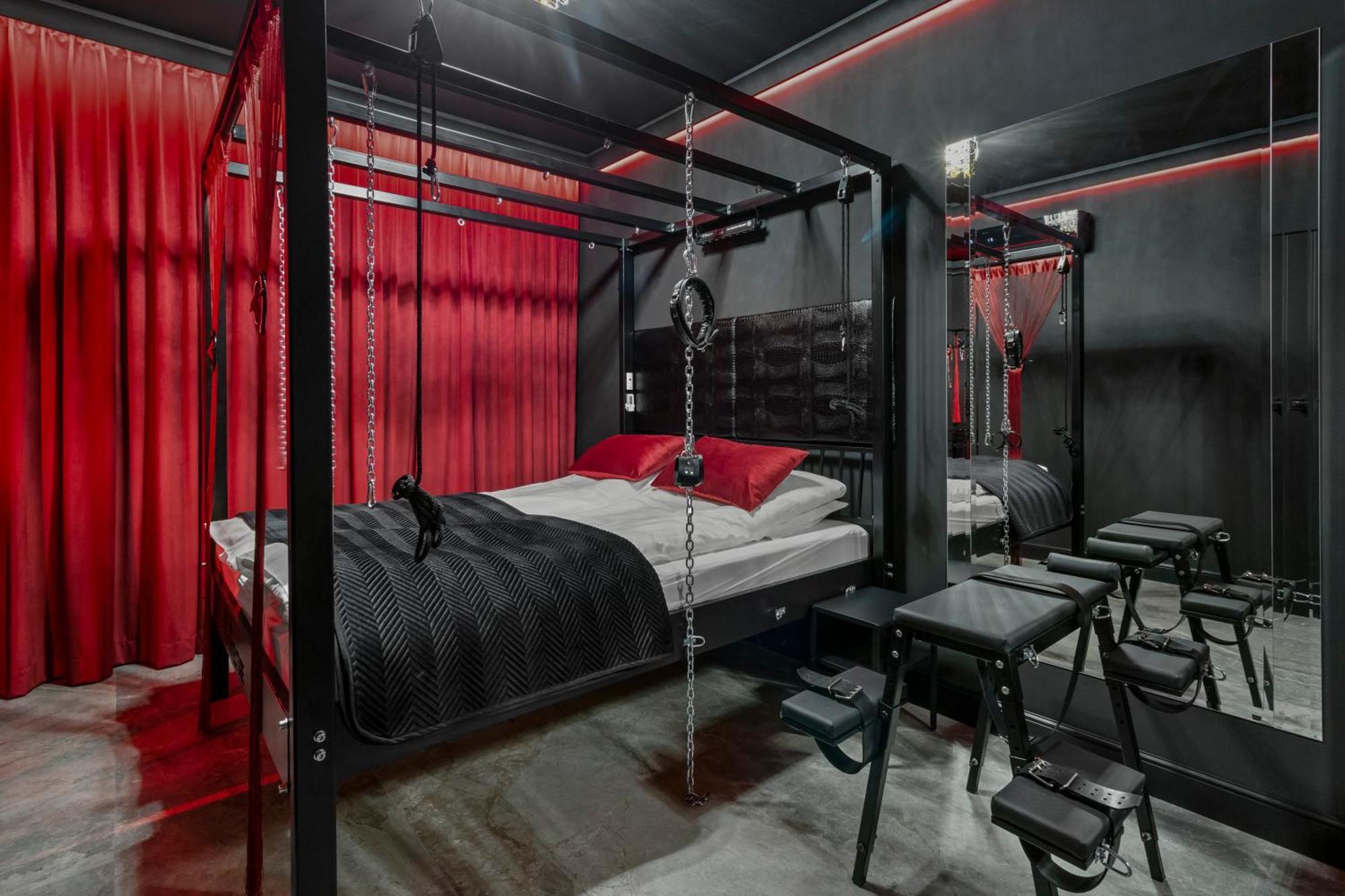 Lägenhet Secret Bdsm - Stylowy I Klimatyczny Dla Doroslych, Klimatyzacja, Parking Podziemny, Pelne Wyposazenie